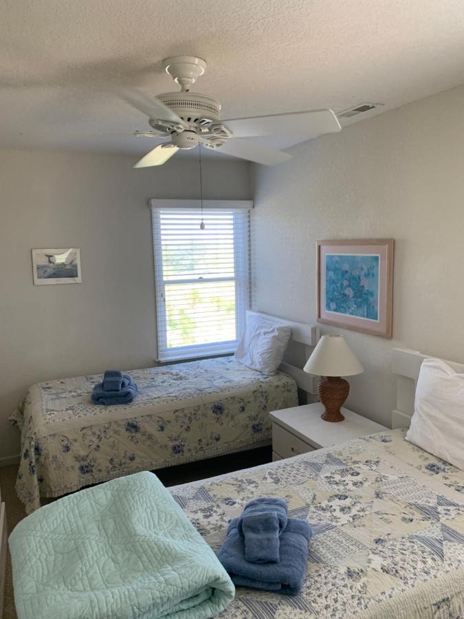Pets Ok Rest A Shored A Secure And Comfortable Home Flat Screen T Vs In All Rooms Fully Stocked With Plenty Of Amenities Private Inground Pool Gas Fireplace Rents Sat To Sat Full Weeks Only Nags Head Exterior photo