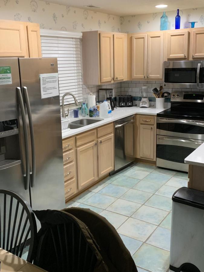 Pets Ok Rest A Shored A Secure And Comfortable Home Flat Screen T Vs In All Rooms Fully Stocked With Plenty Of Amenities Private Inground Pool Gas Fireplace Rents Sat To Sat Full Weeks Only Nags Head Exterior photo