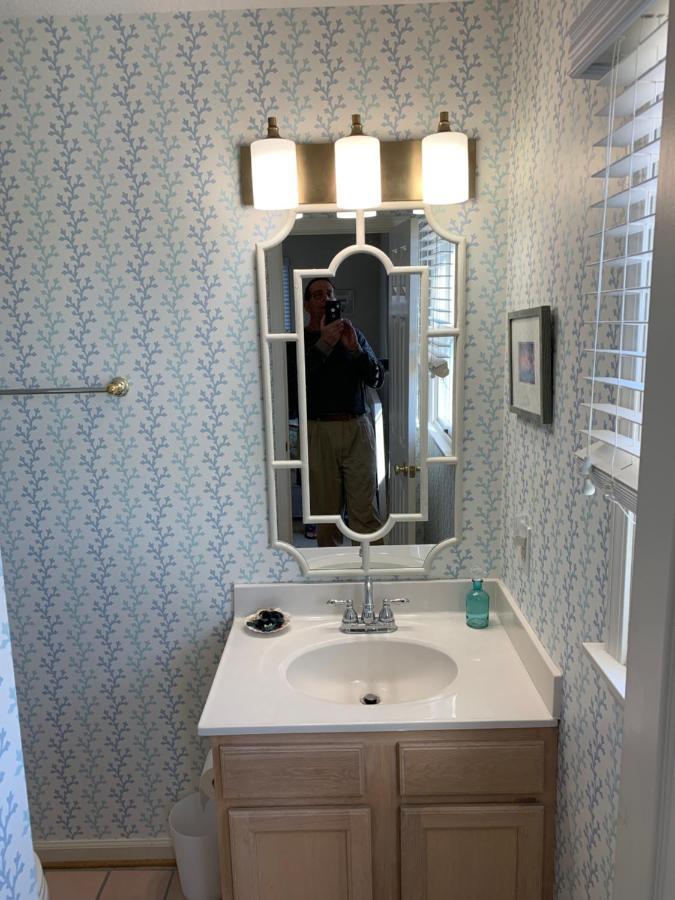 Pets Ok Rest A Shored A Secure And Comfortable Home Flat Screen T Vs In All Rooms Fully Stocked With Plenty Of Amenities Private Inground Pool Gas Fireplace Rents Sat To Sat Full Weeks Only Nags Head Exterior photo